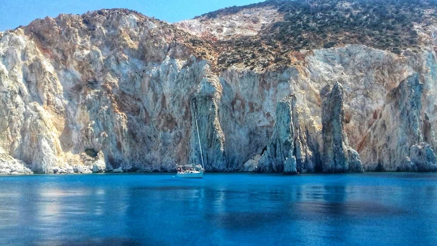 Itinerario in barca a vela da Atene a Milos